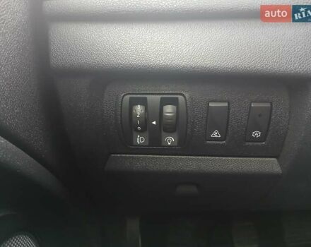 Белый Рено Меган, объемом двигателя 1.5 л и пробегом 241 тыс. км за 8599 $, фото 15 на Automoto.ua