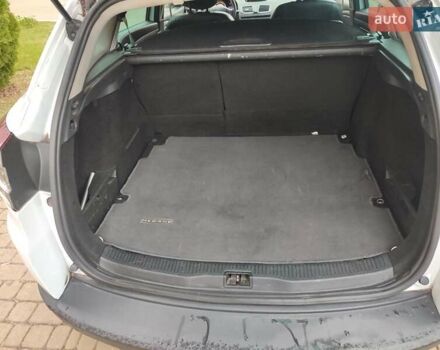 Рено Меган 2013 в Буче на Automoto.ua Белый Рено Меган, объемом двигателя 1.46 л и пробегом 270 тыс. км за 7000 $, фото 6 на Automoto.ua