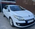 Белый Рено Меган, объемом двигателя 1.5 л и пробегом 300 тыс. км за 6700 $, фото 4 на Automoto.ua