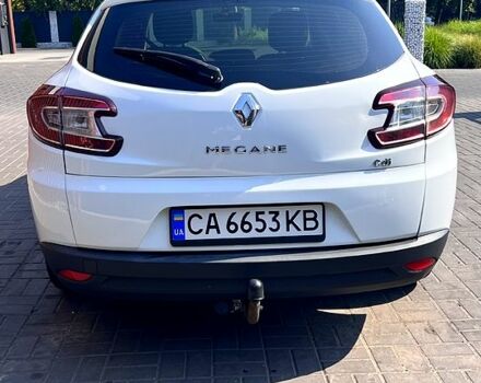Белый Рено Меган, объемом двигателя 1.5 л и пробегом 265 тыс. км за 6950 $, фото 2 на Automoto.ua