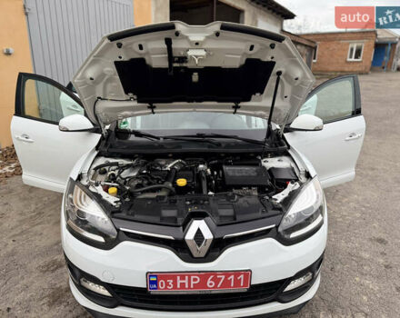 Белый Рено Меган, объемом двигателя 1.5 л и пробегом 225 тыс. км за 9850 $, фото 40 на Automoto.ua