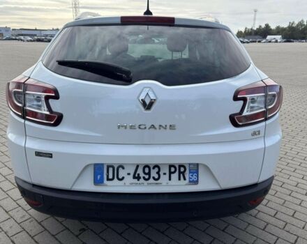 Белый Рено Меган, объемом двигателя 1.5 л и пробегом 230 тыс. км за 2500 $, фото 6 на Automoto.ua