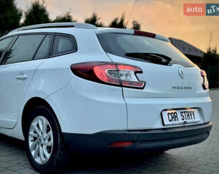 Білий Рено Меган, об'ємом двигуна 1.6 л та пробігом 227 тис. км за 7999 $, фото 14 на Automoto.ua