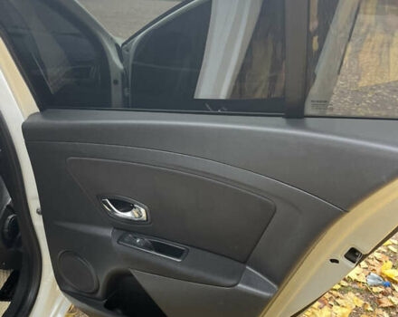 Белый Рено Меган, объемом двигателя 1.46 л и пробегом 272 тыс. км за 8700 $, фото 21 на Automoto.ua