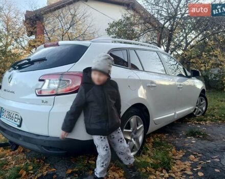 Белый Рено Меган, объемом двигателя 1.2 л и пробегом 180 тыс. км за 7200 $, фото 9 на Automoto.ua