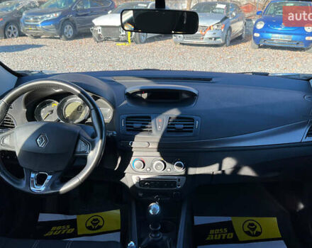 Белый Рено Меган, объемом двигателя 1.5 л и пробегом 206 тыс. км за 8500 $, фото 11 на Automoto.ua