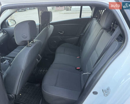 Белый Рено Меган, объемом двигателя 1.5 л и пробегом 265 тыс. км за 8550 $, фото 35 на Automoto.ua