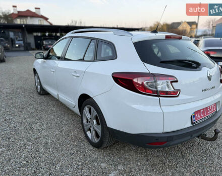 Белый Рено Меган, объемом двигателя 1.5 л и пробегом 245 тыс. км за 8250 $, фото 7 на Automoto.ua