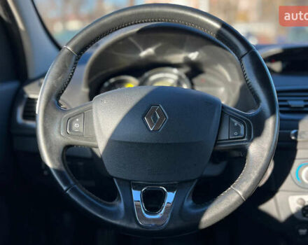 Белый Рено Меган, объемом двигателя 1.5 л и пробегом 206 тыс. км за 8500 $, фото 7 на Automoto.ua