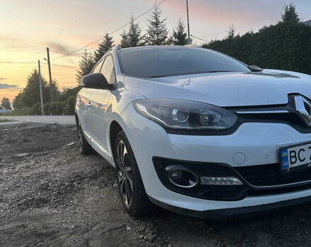 Белый Рено Меган, объемом двигателя 1.6 л и пробегом 185 тыс. км за 8300 $, фото 2 на Automoto.ua