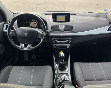 Белый Рено Меган, объемом двигателя 1.5 л и пробегом 230 тыс. км за 2500 $, фото 10 на Automoto.ua