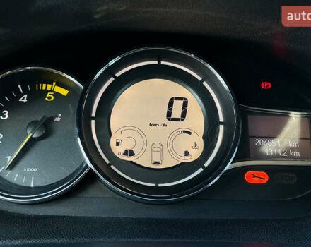 Белый Рено Меган, объемом двигателя 1.5 л и пробегом 206 тыс. км за 8500 $, фото 10 на Automoto.ua