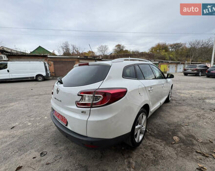 Белый Рено Меган, объемом двигателя 1.5 л и пробегом 225 тыс. км за 9850 $, фото 12 на Automoto.ua