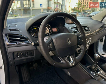 Білий Рено Меган, об'ємом двигуна 1.5 л та пробігом 254 тис. км за 8900 $, фото 37 на Automoto.ua