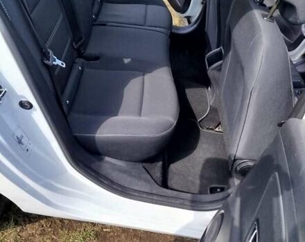 Белый Рено Меган, объемом двигателя 1.5 л и пробегом 208 тыс. км за 8900 $, фото 4 на Automoto.ua