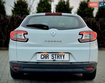 Білий Рено Меган, об'ємом двигуна 1.6 л та пробігом 227 тис. км за 7999 $, фото 18 на Automoto.ua