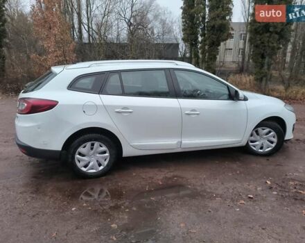 Белый Рено Меган, объемом двигателя 1.46 л и пробегом 279 тыс. км за 7800 $, фото 9 на Automoto.ua