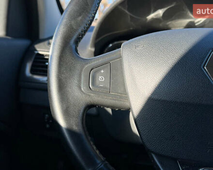 Белый Рено Меган, объемом двигателя 1.5 л и пробегом 206 тыс. км за 8500 $, фото 8 на Automoto.ua