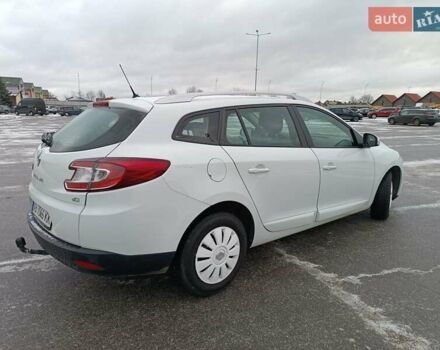 Білий Рено Меган, об'ємом двигуна 1.5 л та пробігом 306 тис. км за 8700 $, фото 3 на Automoto.ua