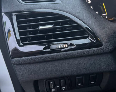 Белый Рено Меган, объемом двигателя 1.5 л и пробегом 223 тыс. км за 9900 $, фото 30 на Automoto.ua