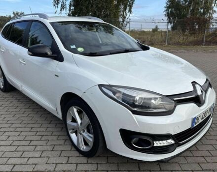 Белый Рено Меган, объемом двигателя 1.5 л и пробегом 230 тыс. км за 2500 $, фото 4 на Automoto.ua