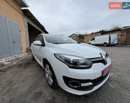 Белый Рено Меган, объемом двигателя 1.5 л и пробегом 225 тыс. км за 9850 $, фото 8 на Automoto.ua