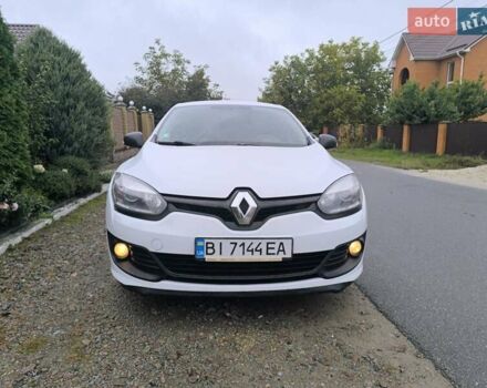 Білий Рено Меган, об'ємом двигуна 1.46 л та пробігом 302 тис. км за 7250 $, фото 1 на Automoto.ua