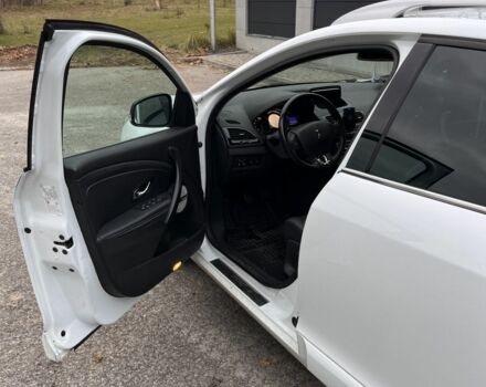 Белый Рено Меган, объемом двигателя 1.6 л и пробегом 167 тыс. км за 2600 $, фото 15 на Automoto.ua