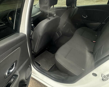 Белый Рено Меган, объемом двигателя 1.5 л и пробегом 245 тыс. км за 8500 $, фото 13 на Automoto.ua