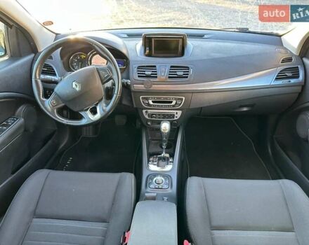 Рено Меган 2014 в Нововолынск на Automoto.ua Белый Рено Меган, объемом двигателя 1.5 л и пробегом 244 тыс. км за 9700 $, фото 12 на Automoto.ua