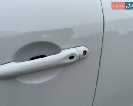 Белый Рено Меган, объемом двигателя 1.5 л и пробегом 225 тыс. км за 9850 $, фото 44 на Automoto.ua