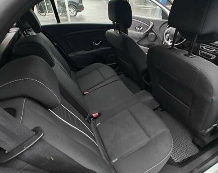 Белый Рено Меган, объемом двигателя 1.5 л и пробегом 131 тыс. км за 9300 $, фото 15 на Automoto.ua