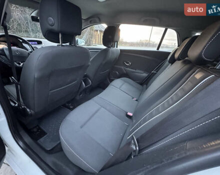 Білий Рено Меган, об'ємом двигуна 1.6 л та пробігом 227 тис. км за 7999 $, фото 38 на Automoto.ua