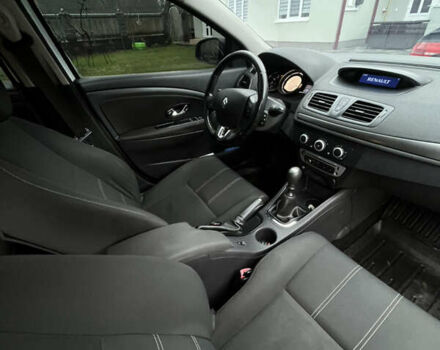 Белый Рено Меган, объемом двигателя 1.5 л и пробегом 297 тыс. км за 6690 $, фото 9 на Automoto.ua