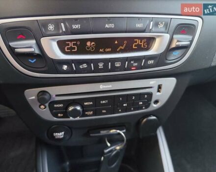 Білий Рено Меган, об'ємом двигуна 1.5 л та пробігом 165 тис. км за 8150 $, фото 56 на Automoto.ua