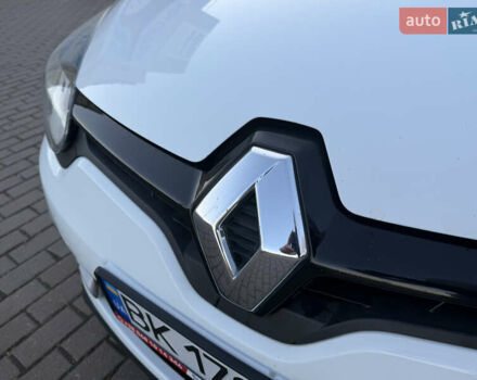 Белый Рено Меган, объемом двигателя 1.5 л и пробегом 265 тыс. км за 8550 $, фото 13 на Automoto.ua