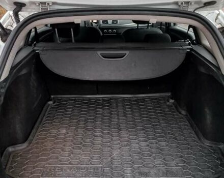 Белый Рено Меган, объемом двигателя 1.46 л и пробегом 279 тыс. км за 7800 $, фото 19 на Automoto.ua