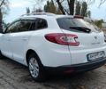 Белый Рено Меган, объемом двигателя 1.5 л и пробегом 300 тыс. км за 8700 $, фото 2 на Automoto.ua
