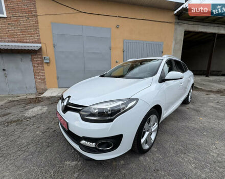 Белый Рено Меган, объемом двигателя 1.5 л и пробегом 225 тыс. км за 9850 $, фото 10 на Automoto.ua