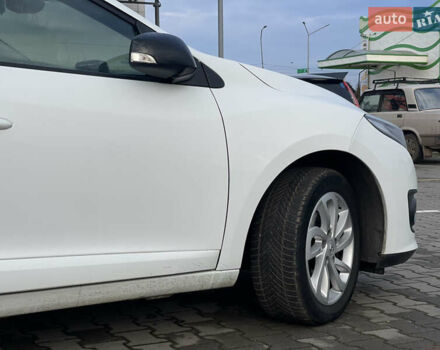 Білий Рено Меган, об'ємом двигуна 1.5 л та пробігом 225 тис. км за 9700 $, фото 4 на Automoto.ua