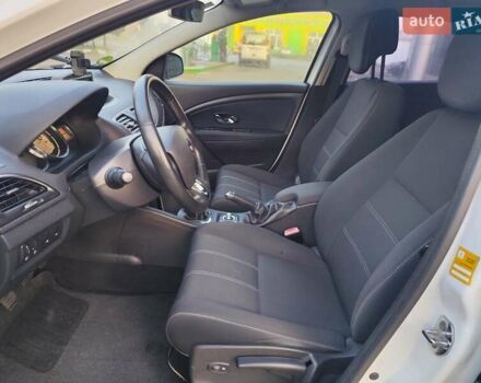 Білий Рено Меган, об'ємом двигуна 1.5 л та пробігом 165 тис. км за 8150 $, фото 22 на Automoto.ua