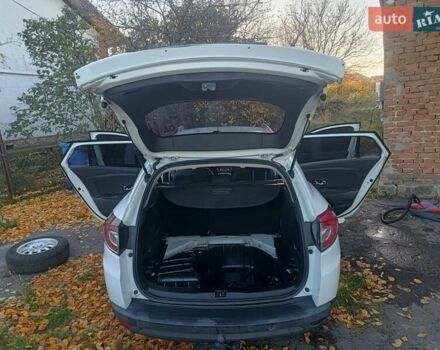 Белый Рено Меган, объемом двигателя 1.2 л и пробегом 180 тыс. км за 7200 $, фото 16 на Automoto.ua