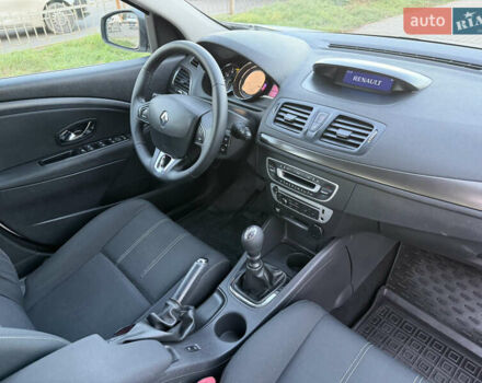 Белый Рено Меган, объемом двигателя 1.5 л и пробегом 265 тыс. км за 8550 $, фото 50 на Automoto.ua