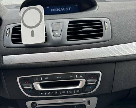 Белый Рено Меган, объемом двигателя 1.5 л и пробегом 242 тыс. км за 8700 $, фото 22 на Automoto.ua