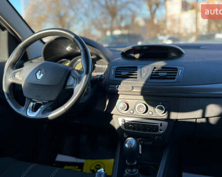 Белый Рено Меган, объемом двигателя 1.5 л и пробегом 206 тыс. км за 8500 $, фото 17 на Automoto.ua