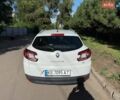 Белый Рено Меган, объемом двигателя 1.6 л и пробегом 300 тыс. км за 7800 $, фото 21 на Automoto.ua