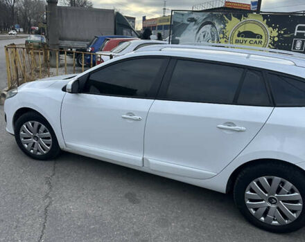Белый Рено Меган, объемом двигателя 1.5 л и пробегом 245 тыс. км за 8500 $, фото 2 на Automoto.ua