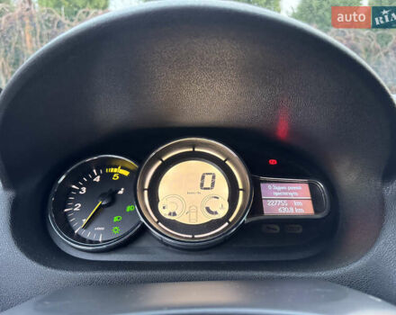 Білий Рено Меган, об'ємом двигуна 1.6 л та пробігом 227 тис. км за 7999 $, фото 46 на Automoto.ua