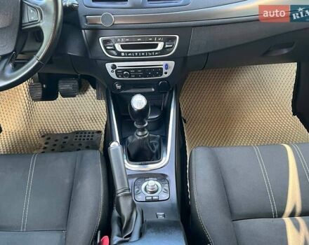 Білий Рено Меган, об'ємом двигуна 1.46 л та пробігом 272 тис. км за 7800 $, фото 36 на Automoto.ua