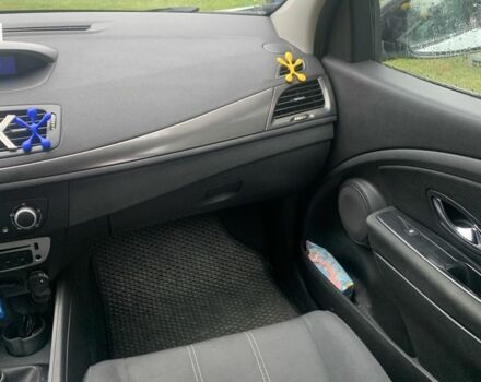 Білий Рено Меган, об'ємом двигуна 1.5 л та пробігом 226 тис. км за 7900 $, фото 10 на Automoto.ua